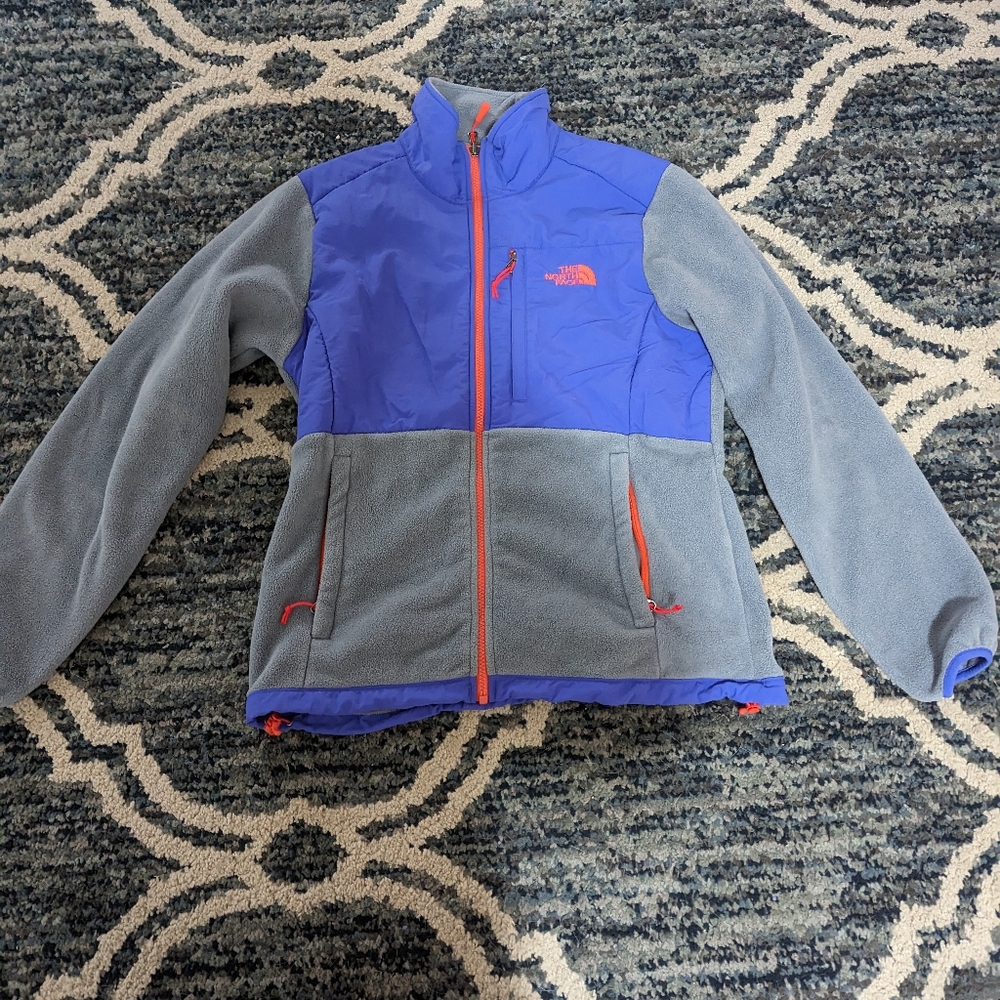 Multiple Color The North Face Sweatshirt Size Medium